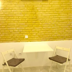 https://leon-centro-apartment.es-andalucia.com