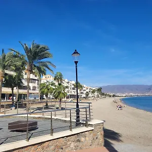 https://elegante-piso-en-la-romanilla.es-andalucia.com